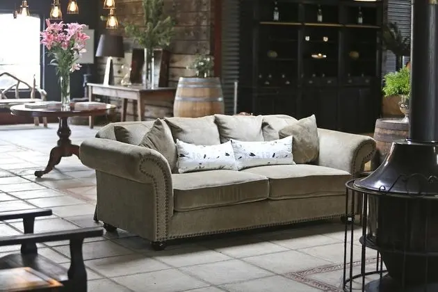 One Paddock Currency Creek Winery Villas - Lobi