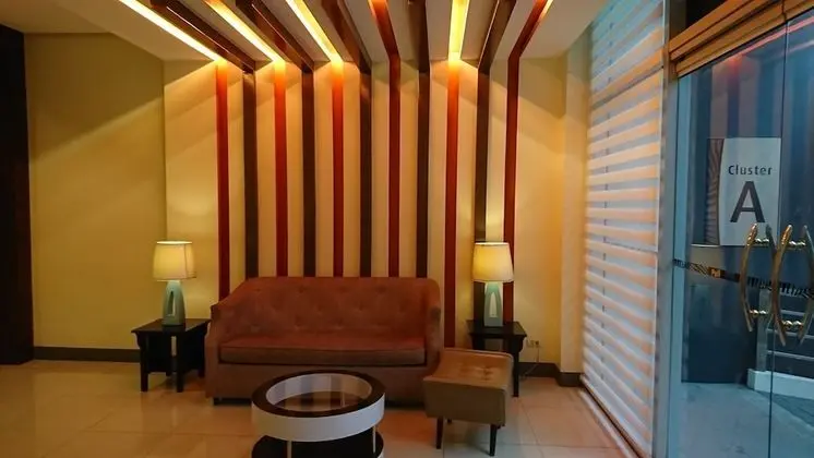 One Palmtree - 2BR Across Airport - Lobi