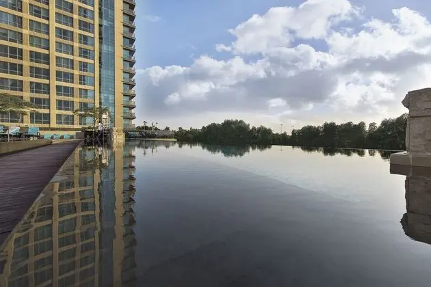 One Perfect Stay - 2BR at Fairways - Dış Mekan