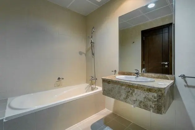 One Perfect Stay - Al Murad Tower - Havuz