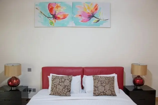 One Perfect Stay - Khushkar 310 - Öne Çıkan Resim