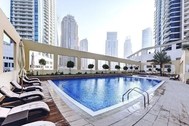 One Perfect Stay Royal Oceanic- One Bedroom Apartment - Havuz