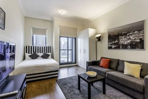 One Perfect Stay - Studio Executive Bay - Oda