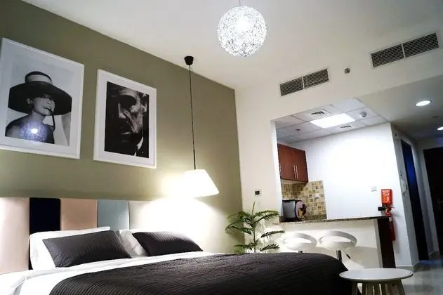 One Perfect Stay - Studio at Safeer - Oda