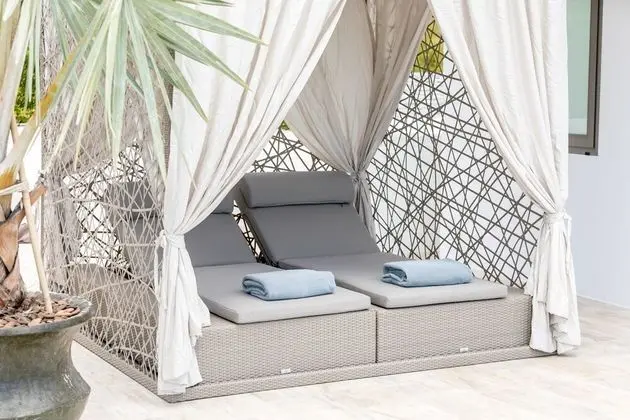 VILLA ONE Sea View - Pool - Privacy & Service - Spa