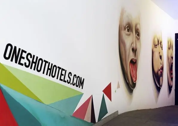One Shot Prado 23 - Dış Mekan