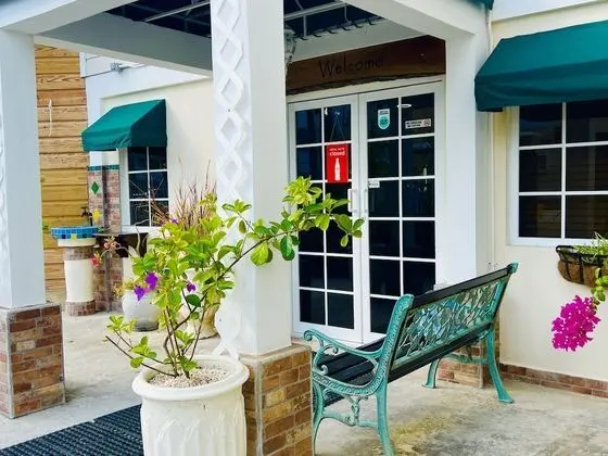 One South Place Hotel