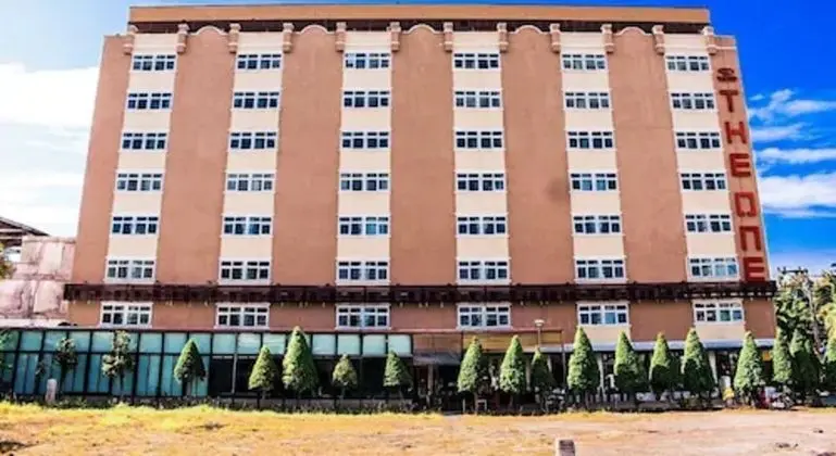 THE ONE HOTEL SURAT