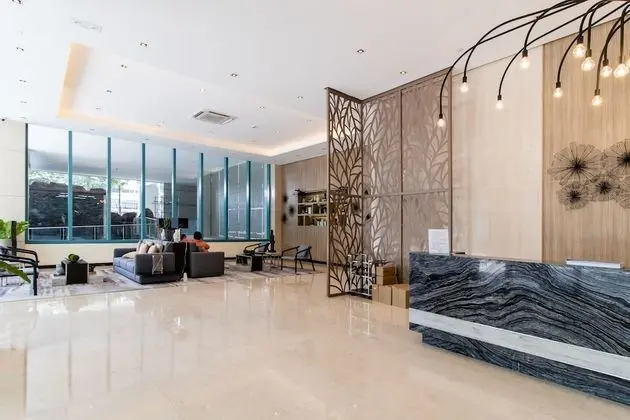 One Uptown Residence BGC - Lobi