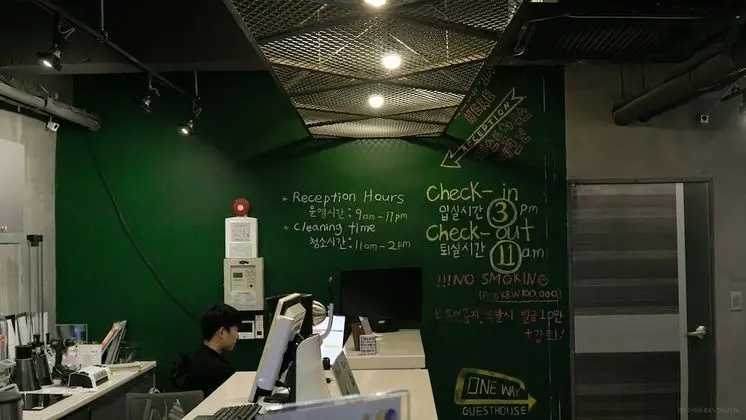 One Way Guesthouse Busan - Hostel - Lobi