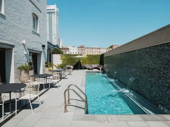 One11 Hotel - Havuz