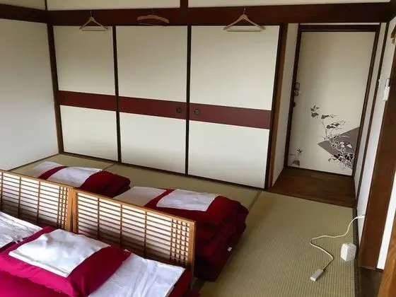 Onomichi Guest House Miharashi-tei - Hostel - Oda