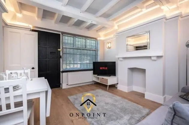 ✰OnPoint-FRESH 1 Bedroom Apt With Parking✰ No Wifi