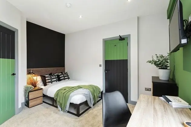 OnPoint Modern Bright 1 Bedroom Studio