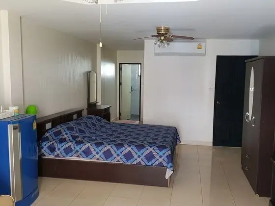 Ons Moeder Restaurant Guesthouse - 3 50 Meters to the Beach - Mülk Olanakları