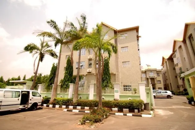 Onyx Hotel and Apartments