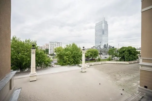 oompH Warsaw Big Apartment near Old Town