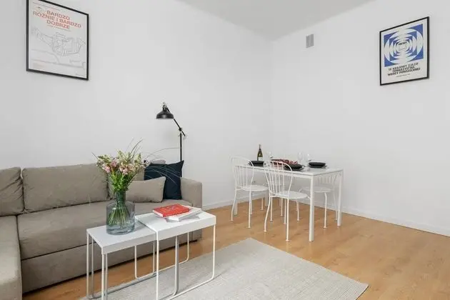 oompH Warsaw Nowy Swiat Apartment - Oda