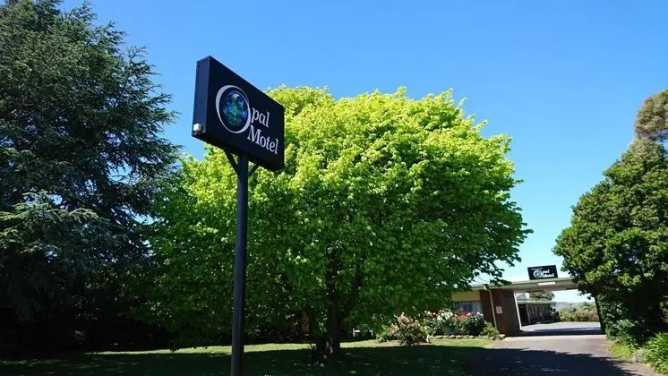 OPAL MOTEL