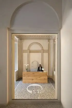 Hotel Opera 35 - Öne Çıkan Resim