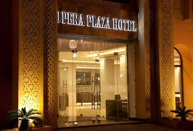 Opera Plaza Hotel - Lobi