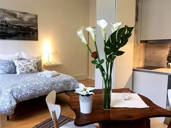 Oporto Invite São Bento