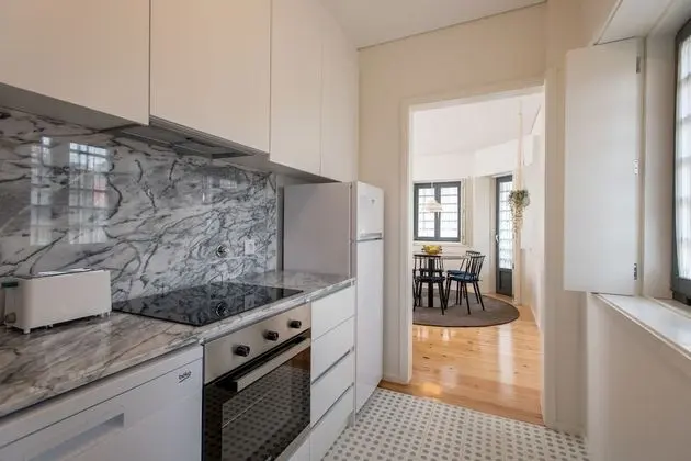 Oporto Serviced Apartments Alvares Cabral - Mutfak