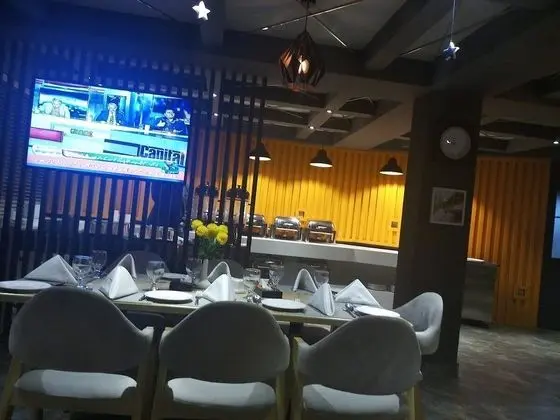 The Opulent Resort & Conference - Yerinde Yemek