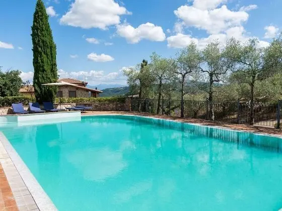 Opulent Holiday Home in Collazzone With Swimming Pool