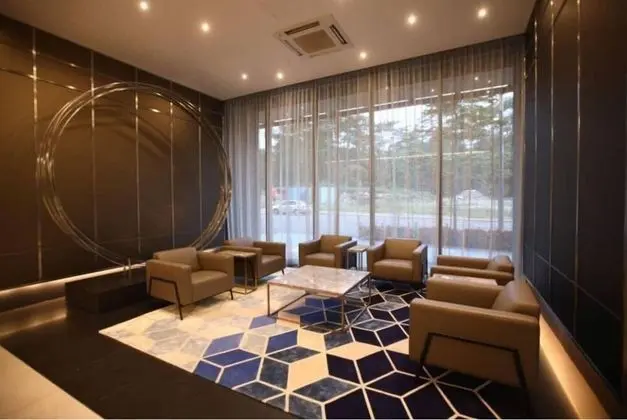Opus Residences by EUcation Home - Lobi
