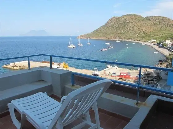 Ora Resort Phenicusa Filicudi