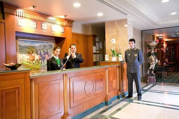 Oran Hotel - Lobi