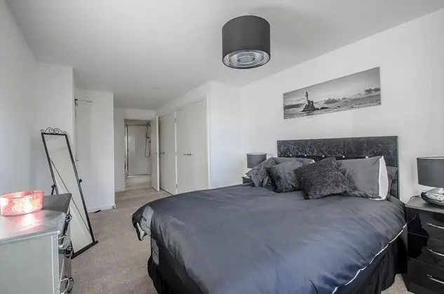 Orange Apartments - 22 Polmuir Gardens - Oda