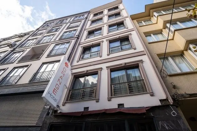Orange Hotel