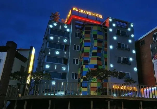 Orange Hotel - Dış Mekan