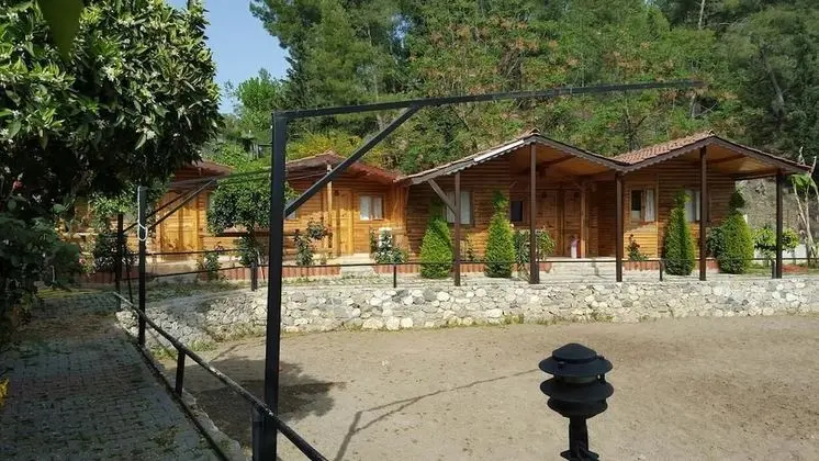 Oranj Ranch Hotel - Dış Mekan