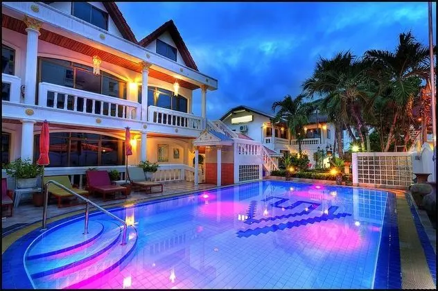 Villa Oranje Pattaya - Havuz