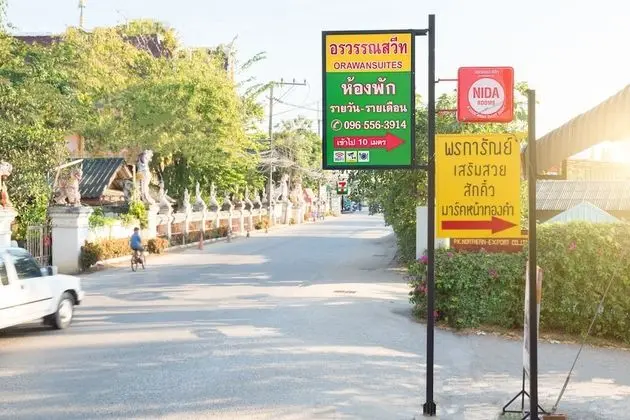 Orawan Suites