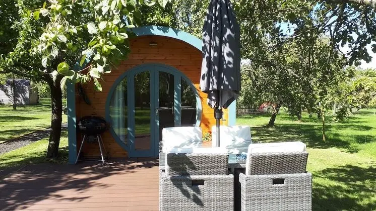 Orchard Farm Luxury Glamping - Dış Mekan