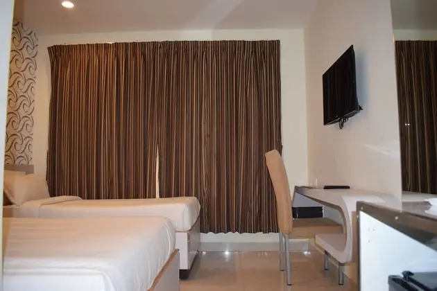 Hotel orchard Inn