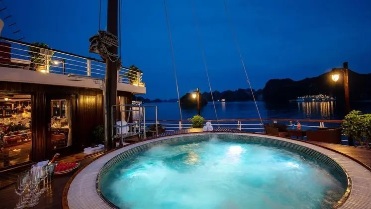 Orchid Classic Cruise - Havuz