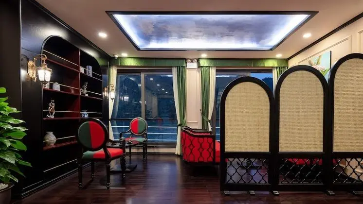 Orchid Premium Cruises - Spa