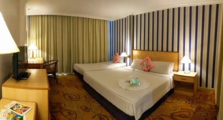 THE ORCHID HOTEL