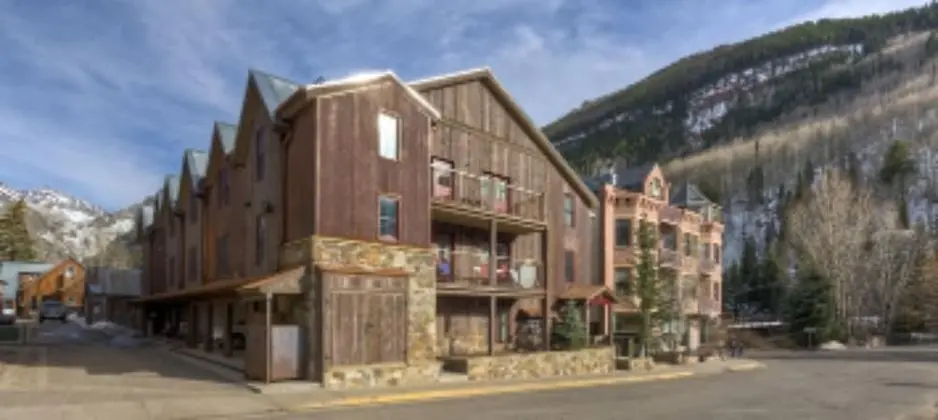 Ore Station 2 by Avantstay Modern Oasis in the Heart of Telluride w/ Hot Tub