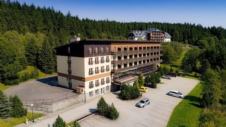 OREA Hotel Špičák Šumava - Dış Mekan