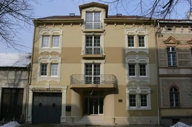 Öreg Miskolcz Hotel - 1