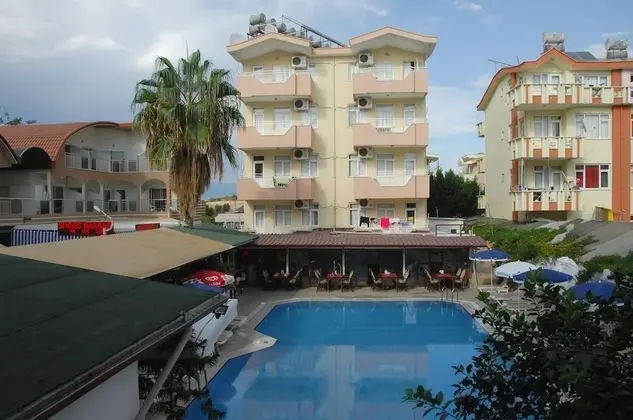 Orient Apart Hotel - Havuz