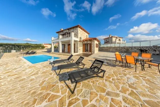 Orient Villas Traditional