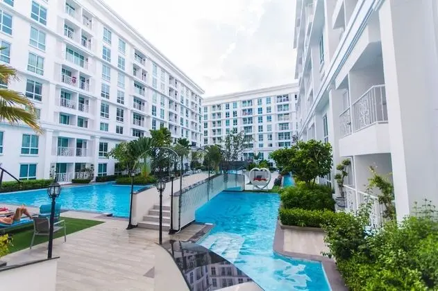 The Orient Resort and Spa by Happy Host