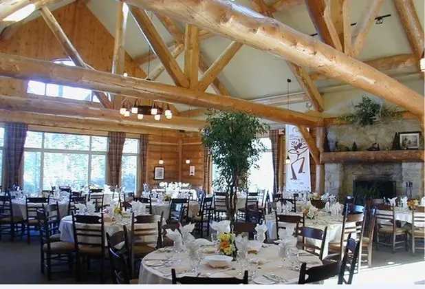 Hotel The Originals Auberge du Lac Taureau